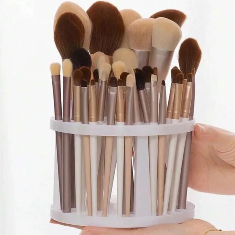 Makeup Brush Storage Stand NEW 🏷️